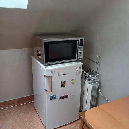 Apartamento Doba - центр 3 кім 10 місць з двома кондиціонерами ! *